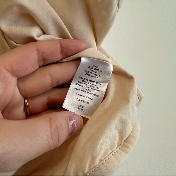 Talbots | Eyelet Cream Textured Cropped Blazer with Long Sleeves - Picture 4 of 8